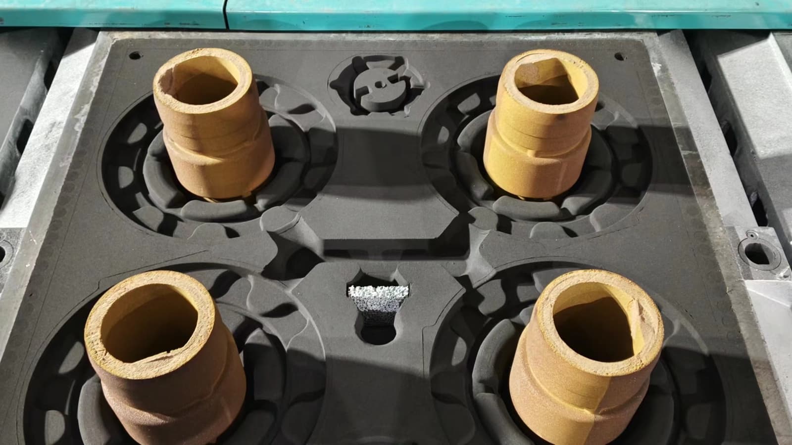 Sand mold detail, image 2 of 7
