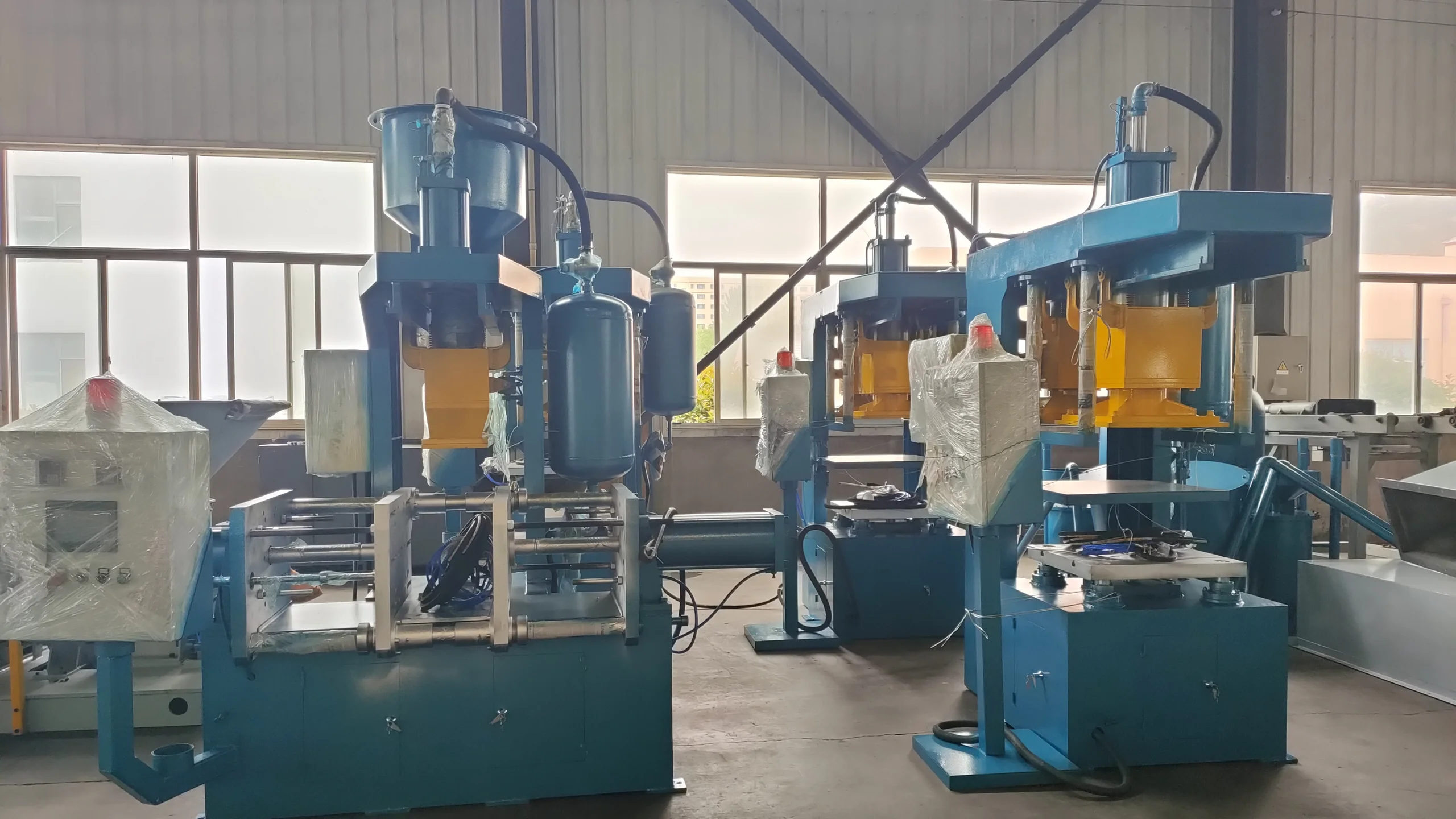 Z86 Series Single/Double-Station Vertical Parting Hot Box Core Shooting Machine product image 2